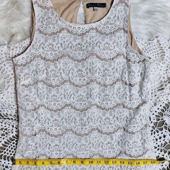 Rose & Olive Lace Lined Boho Shirt - Picture 4 of 6